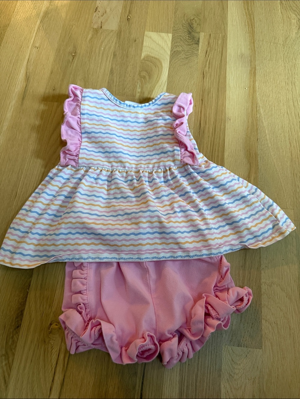 Pink Ruffle Baby Top & Bloomers Set - Pastel Wave